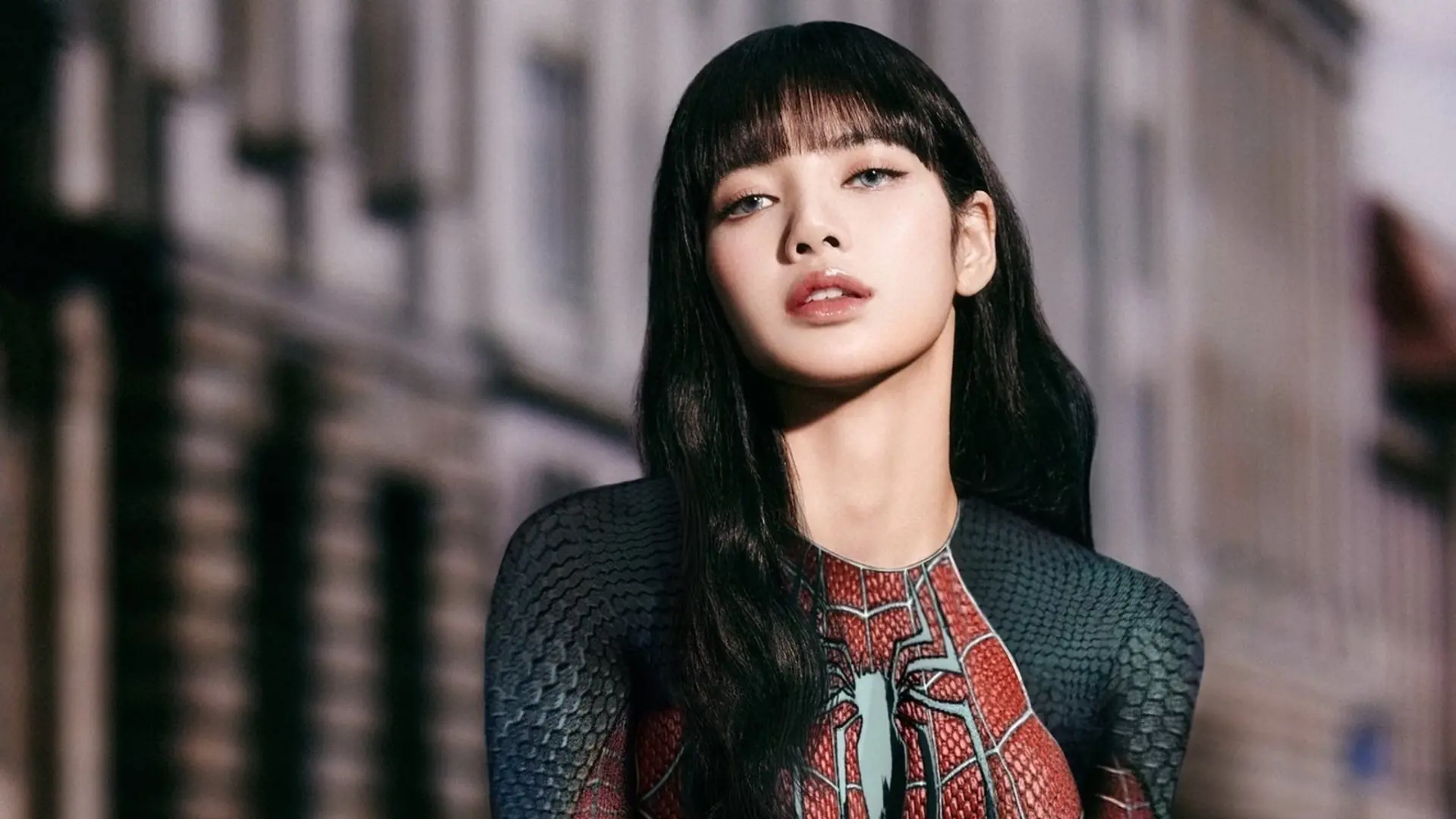 Lisa được gì nếu tiếp tục ở lại với YG và Blackpink?