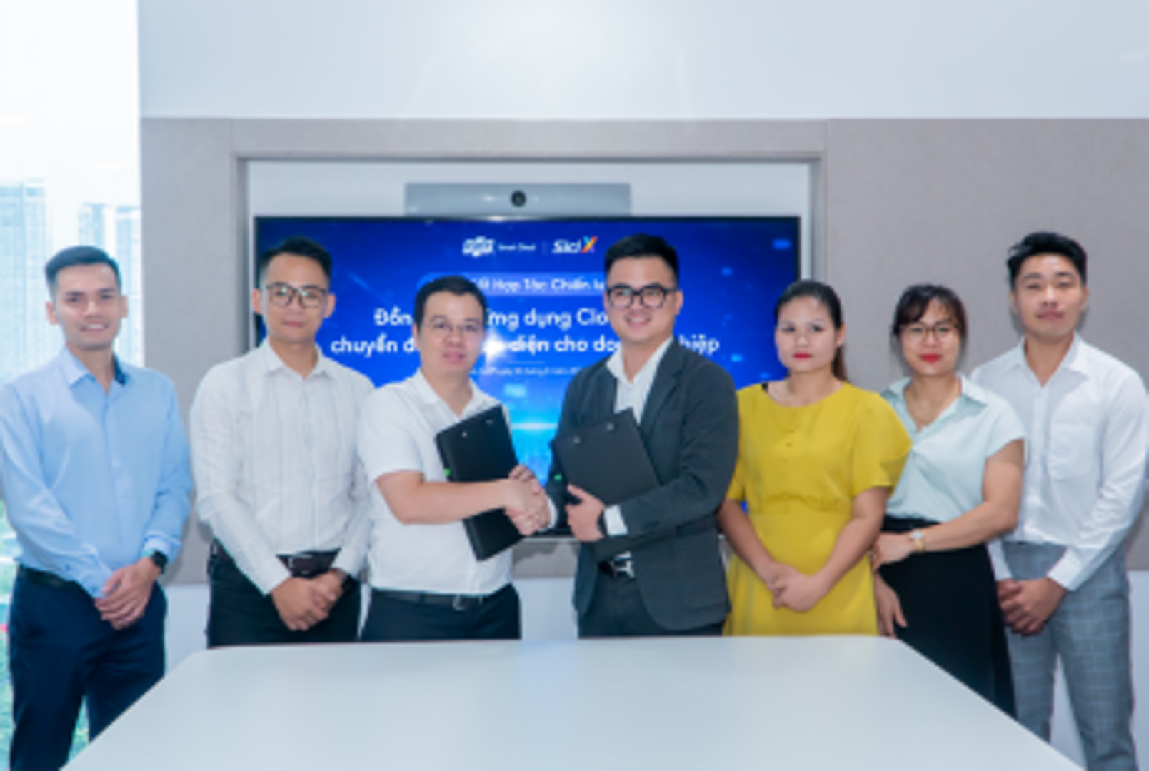 FPT Smart Cloud ký kết hợp tác cùng SiciX Technology