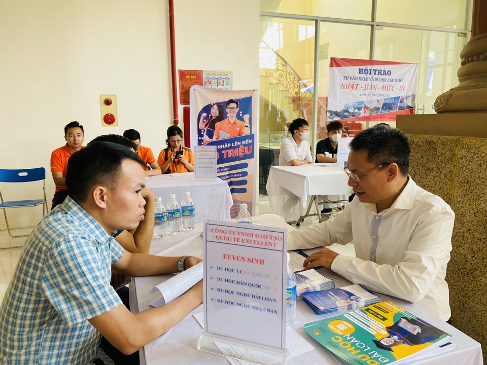 Hanoi surpasses annual employment target, creating 171,200 jobs