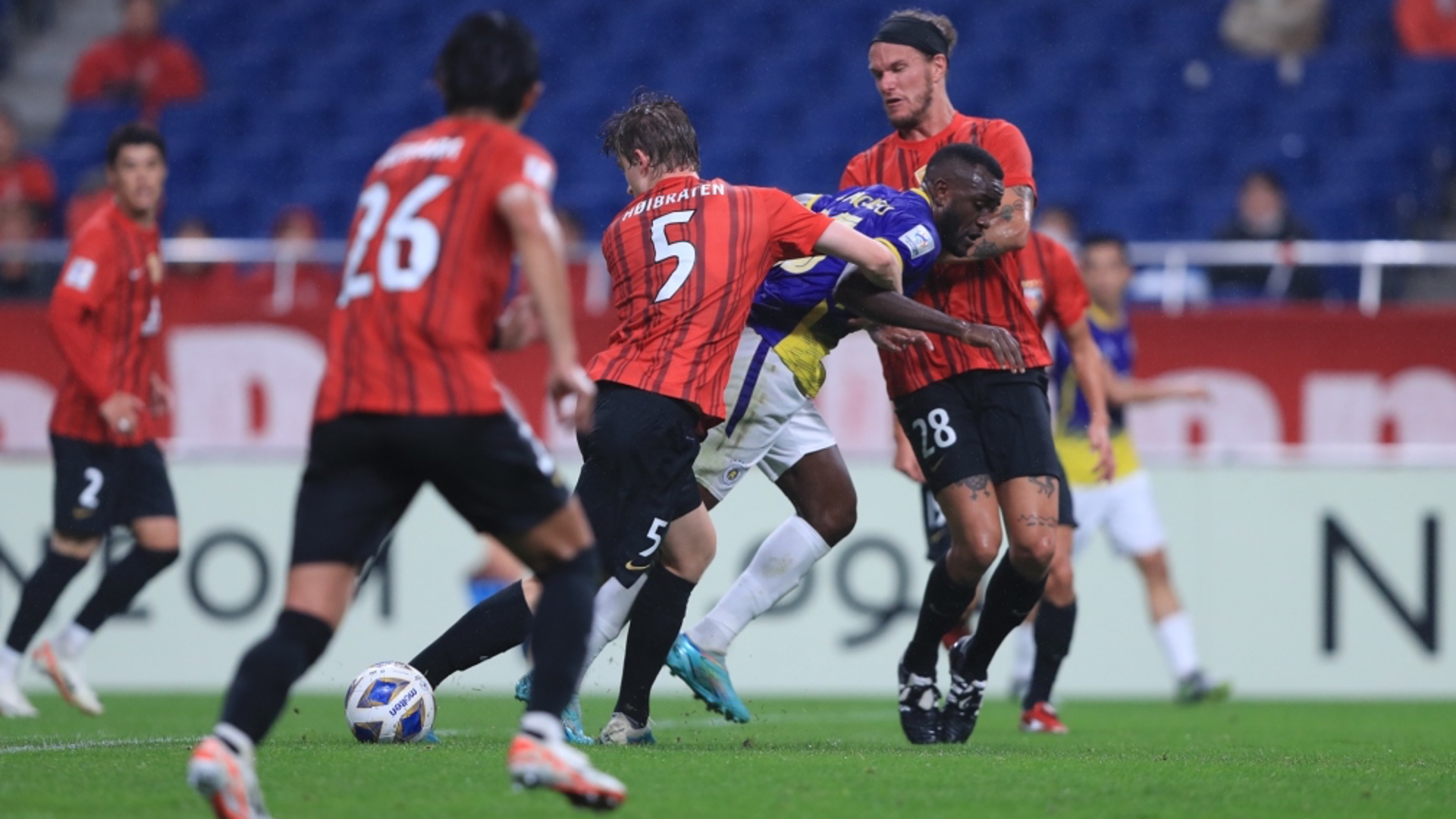 Hà Nội FC thua đậm 0-6 trước Urawa Reds tại AFC Champion League