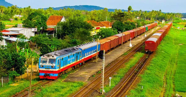 Ưu tiên phân bổ ngân sách để đầu tư kết cấu hạ tầng đường sắt
