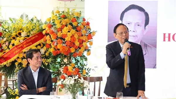 Ra mắt tập thơ “Hoa đời mùa sau” của nhà thơ, nhà báo Nguyễn Hồng Vinh
