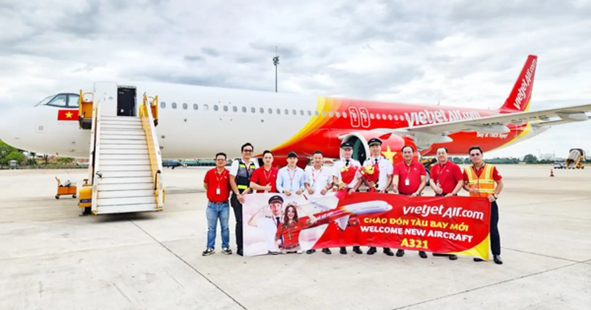 Mừng sinh nhật, đón Giáng sinh, Vietjet có thêm tàu bay mới hiện đại