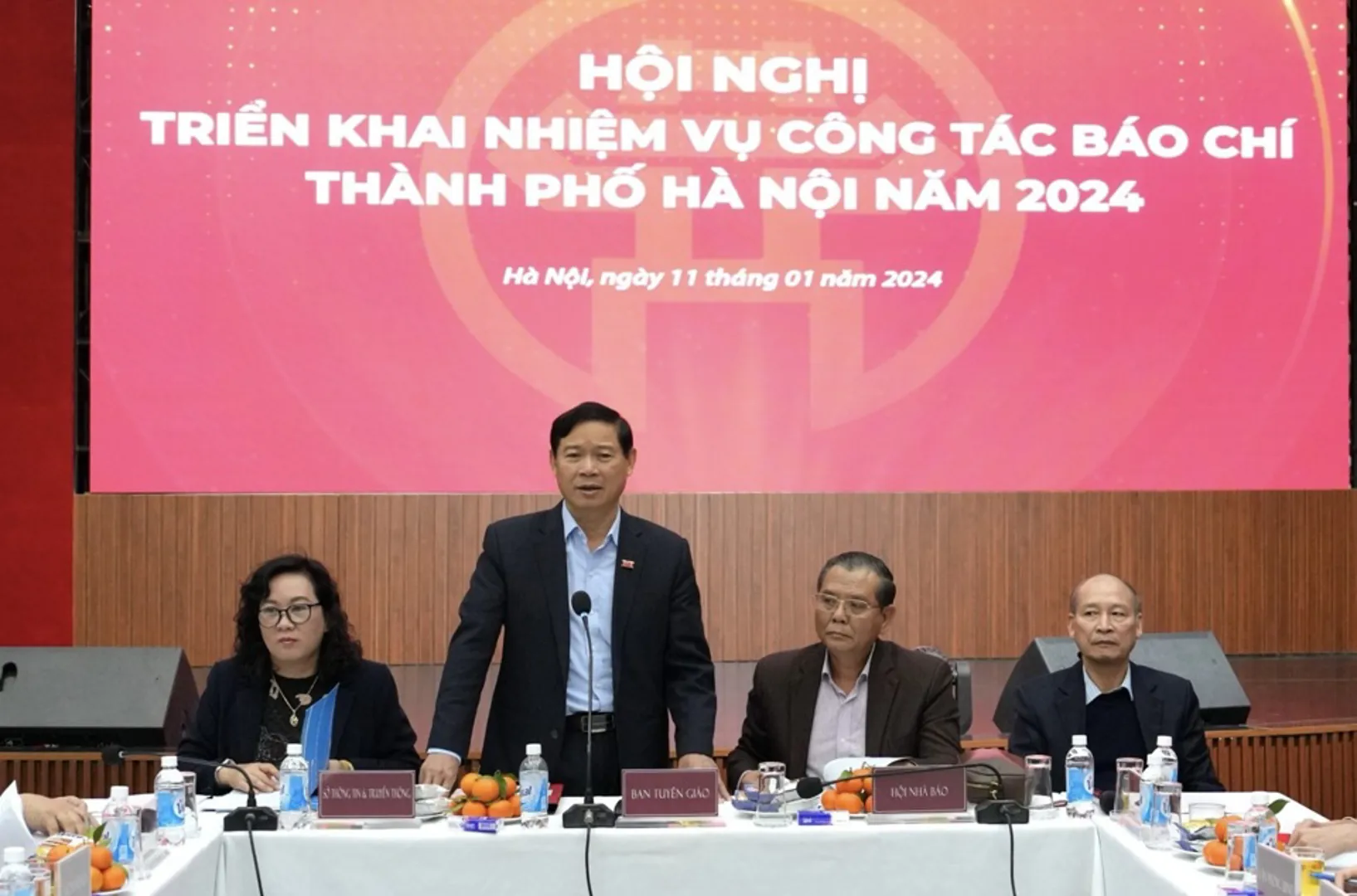 Phó Trưởng ban Thường trực Ban Tuyên giáo Thành ủy Phạm Thanh Học phát biểu chỉ đạo tại hội nghị. Ảnh: Thiên Bình