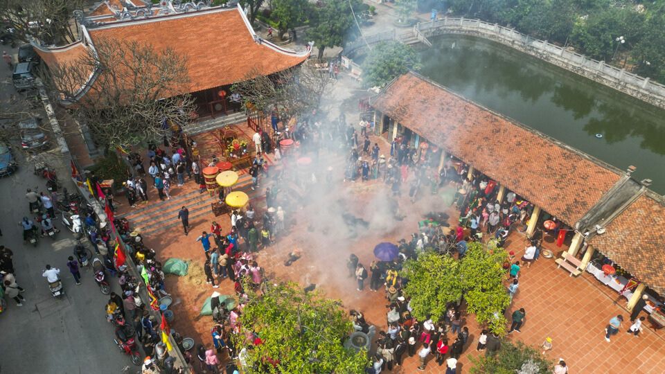 Traditional rice cooking festival in Hanoi enthralls locals and tourists