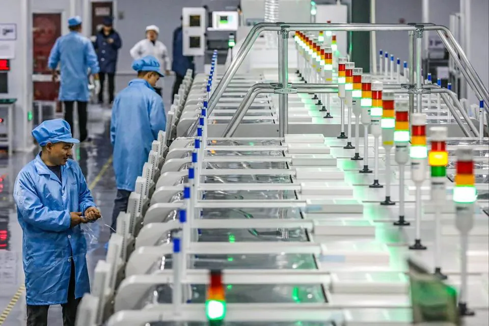 Các nhà máy tạiTrung Quốc đang tăng cường hoạt động sản xuất. Ảnh: SCMP