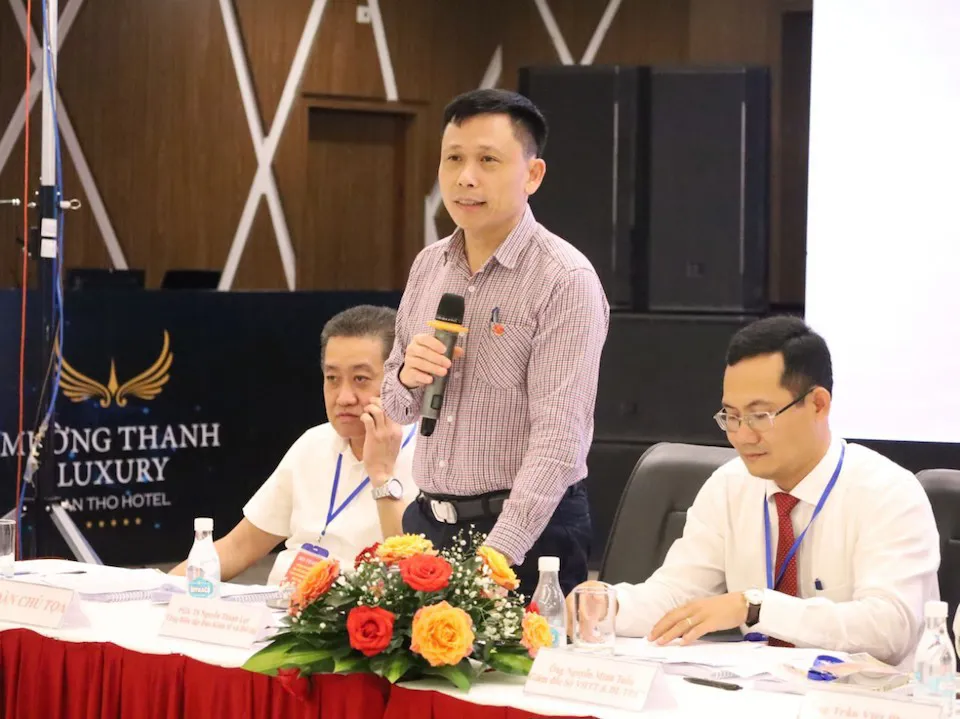 PGS.TS Nguyễn Thành Lợi - Tổng Biên tập Báo Kinh tế& Đô thị chủ trì hội thảo.  Ảnh: Tiểu Thúy