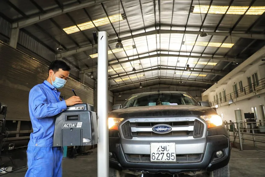 Sửa đổi, bổ sung, bãi bỏ một số thủ tục hành chính trong lĩnh vực đăng kiểm có hiệu lực thi hành kể từ ngày 15/4/2024. Ảnh: Hải Linh