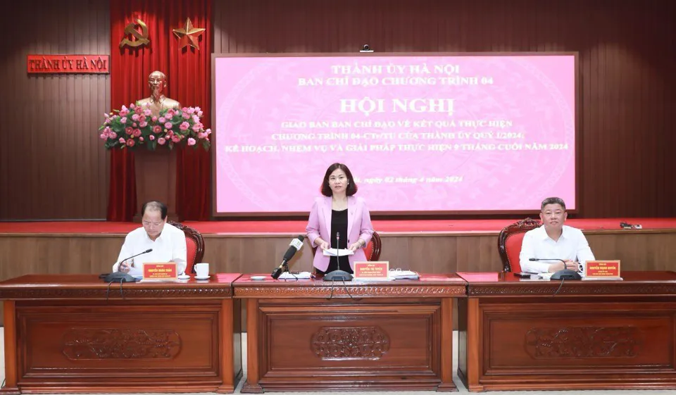 Ủy viên T.Ư Đảng, Phó Bí thư Thường trực Thành ủy Nguyễn Thị Tuyến phát biểu tại hội nghị. Ảnh: Công Hùng