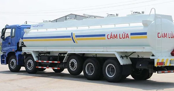 Vận chuyển hàng hóa nguy hiểm phải có biểu trưng nhận dạng