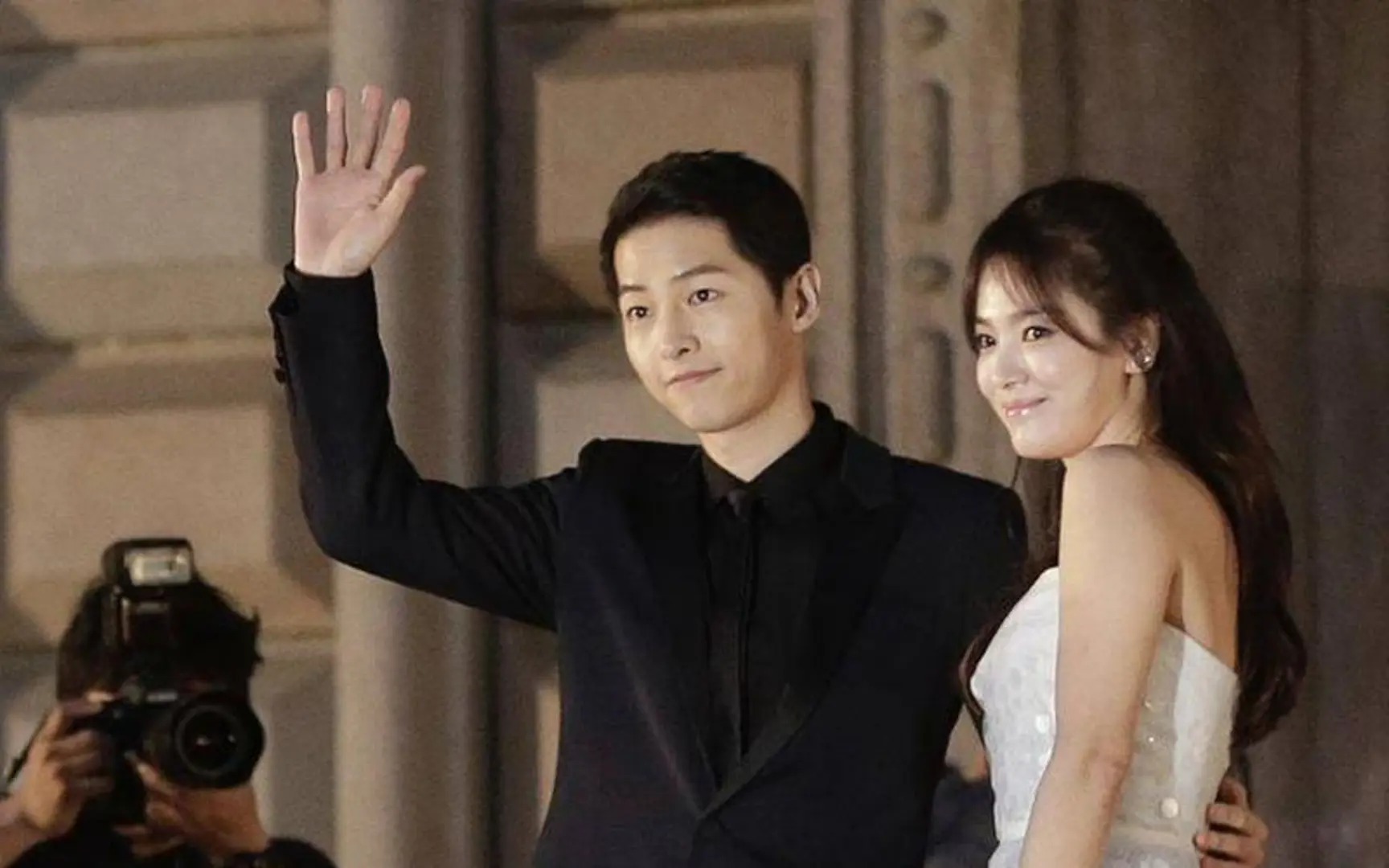 Sau Baeksang 2024, từ khóa Song Hye Kyo, Song Joong Ki có 400 triệu lượt đọc