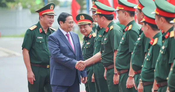 Thủ tướng: phát huy truyền thống Bộ đội Trường Sơn anh hùng
