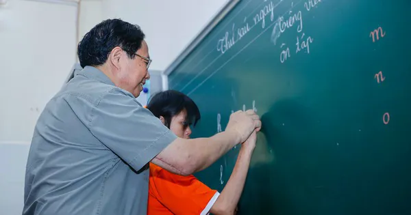 Thủ tướng: Đầu tư cho trẻ em là đầu tư cho tương lai của đất nước