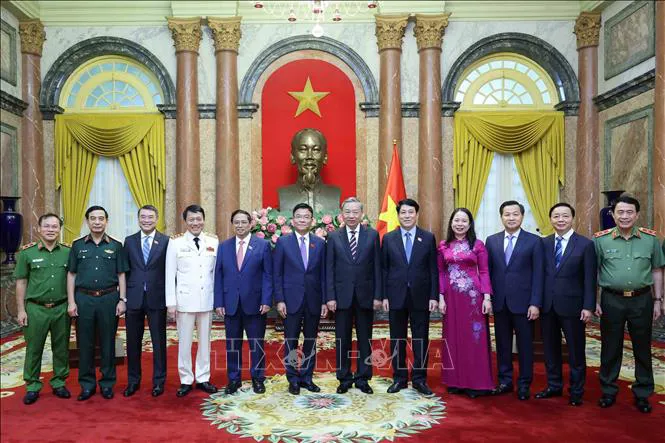 Trao Quyết định bổ nhiệm Phó Thủ tướng và Bộ trưởng Bộ Công an