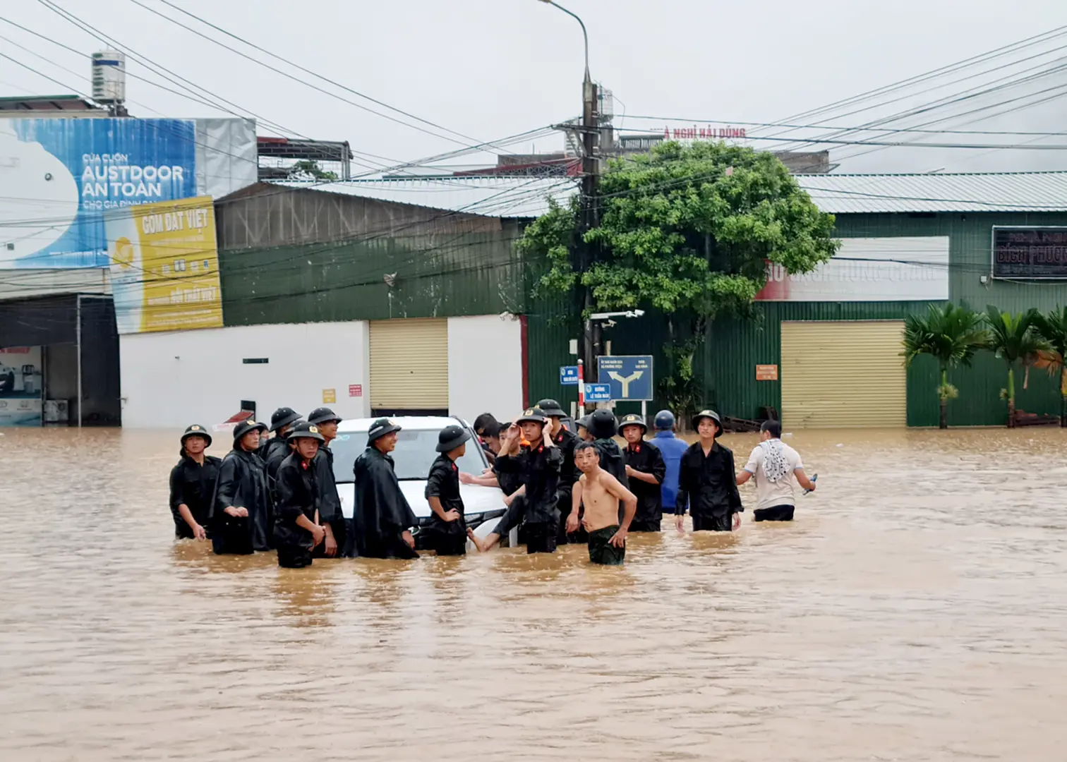 Hà Giang: 3 người chết, trên 1.000 ngôi nhà bị ảnh hưởng do mưa lũ