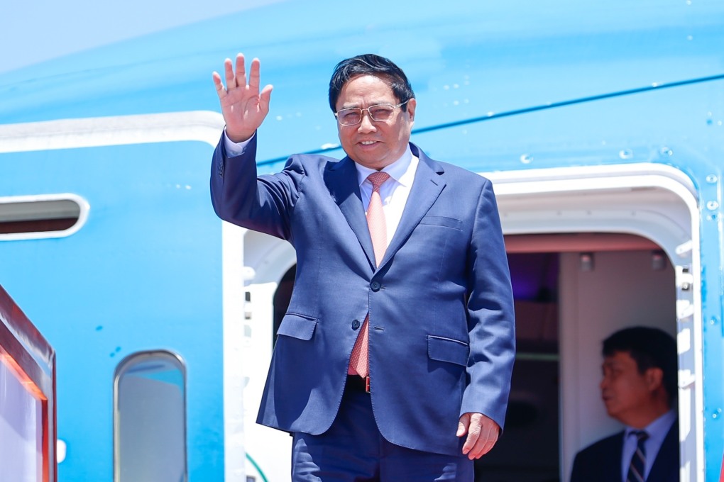 Prime Minister Pham Minh Chinh arrives in China 