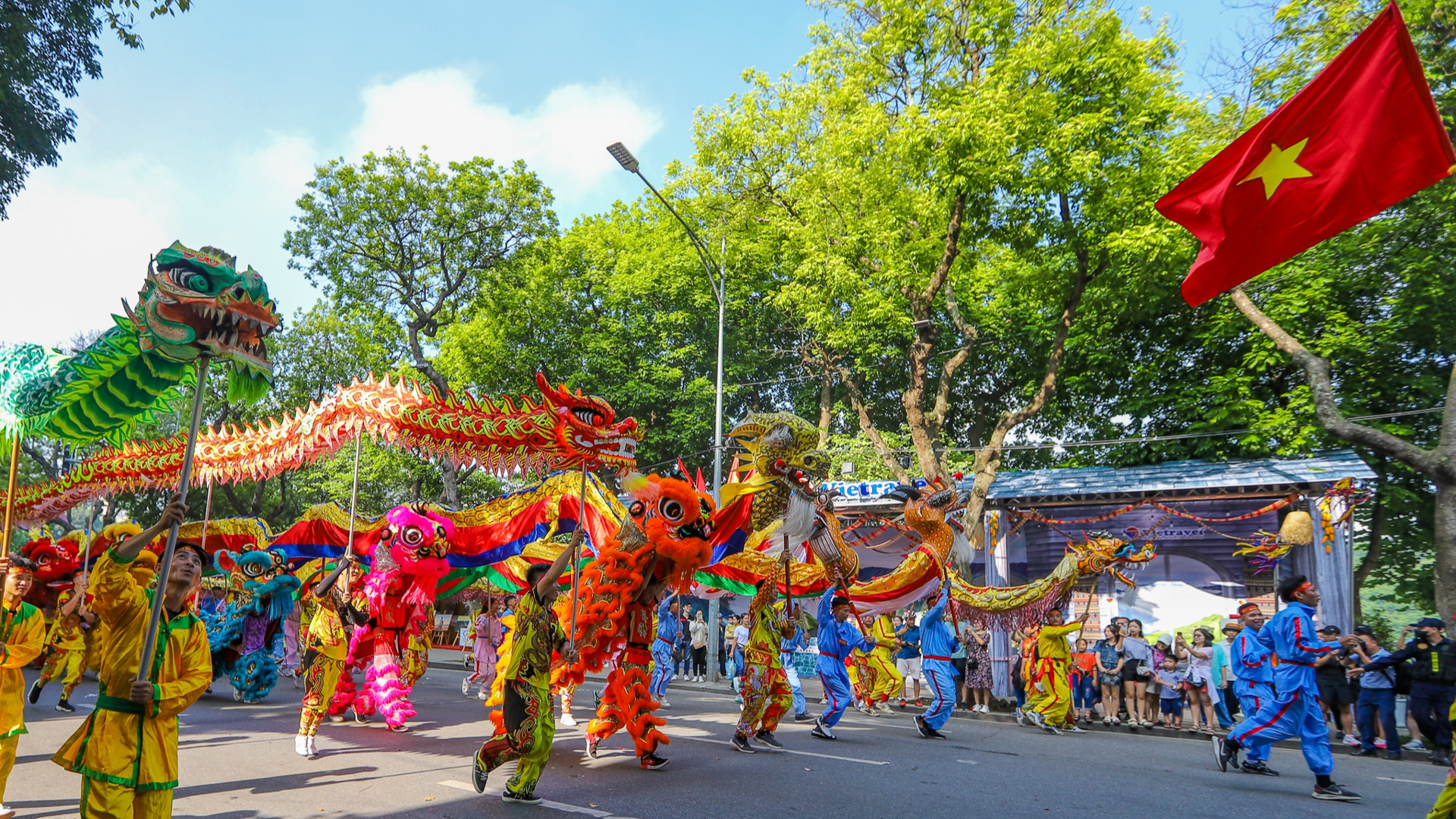 Hà Nội 25 năm Thành phố vì hoà bình