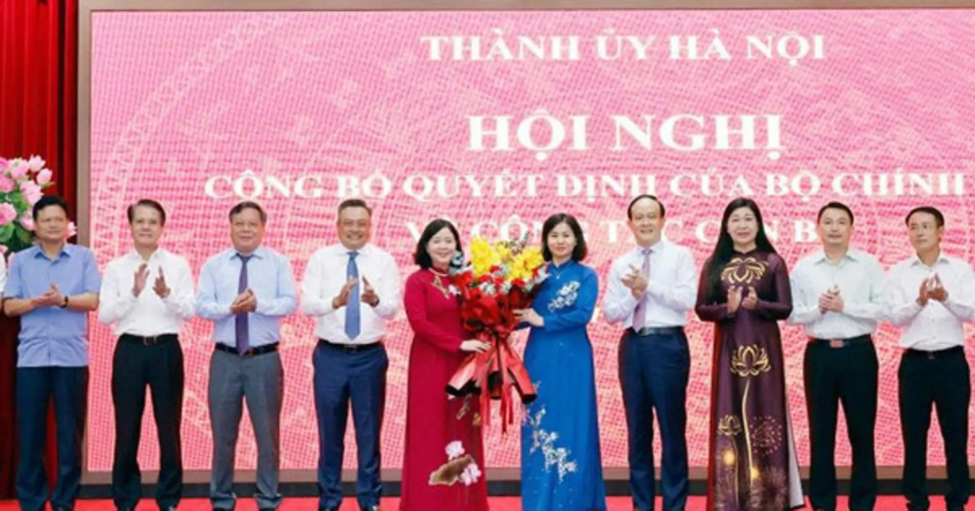 Bí thư Thành ủy Bùi Thị Minh Hoài tham gia Đoàn ĐB Quốc hội Hà Nội