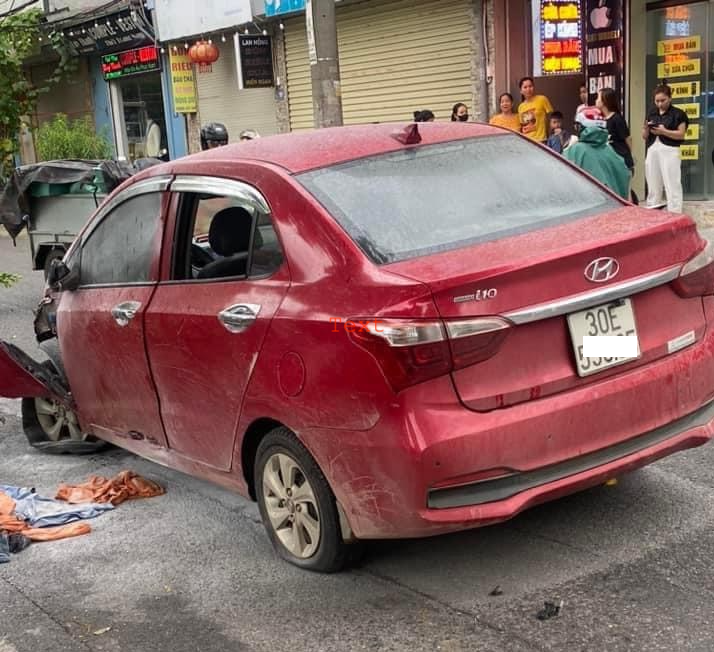Hà Nội: khống chế tài xế có biểu hiện bất thường sau va chạm giao thông