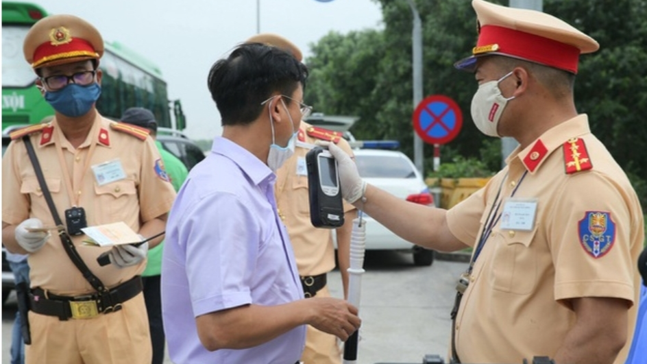 Hà Nội: xử lý hơn 800 trường hợp vi phạm Luật Giao thông trong ngày 17/8