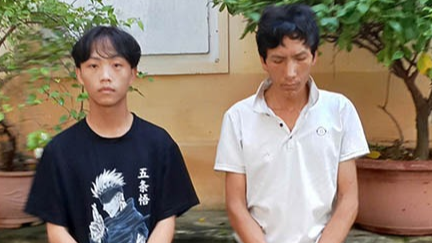 Bố dượng đưa ma túy cho con riêng của vợ để mang đi bán kiếm lời