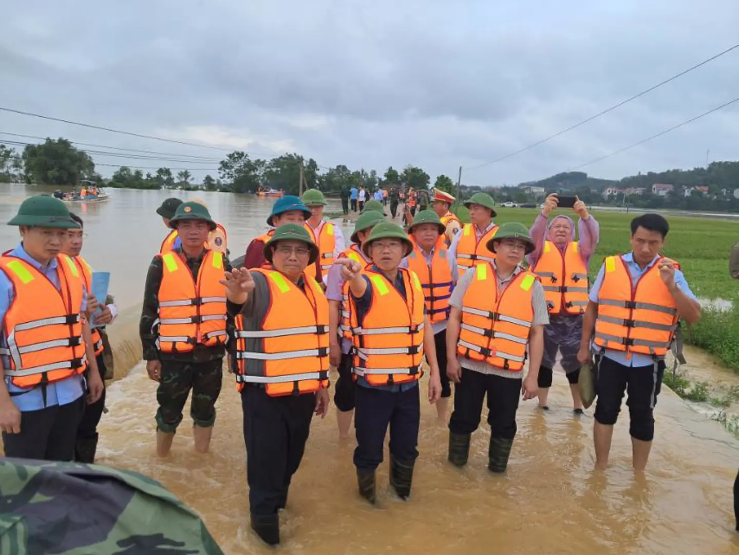 Thủ tướng Phạm Minh Chính kiểm tra công tác ứng phó thiên tai tại Bắc Giang