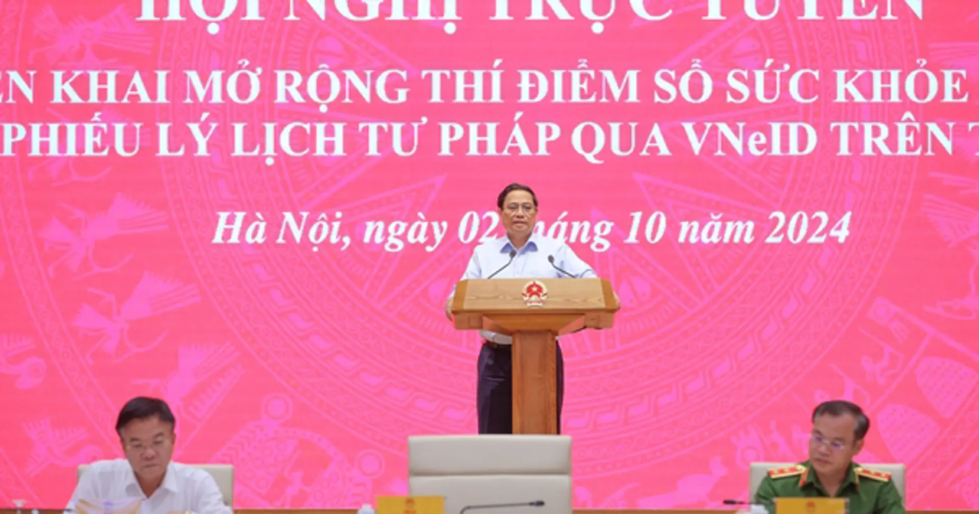 Mở rộng thí điểm sổ sức khỏe điện tử, phiếu lý lịch tư pháp qua VneID