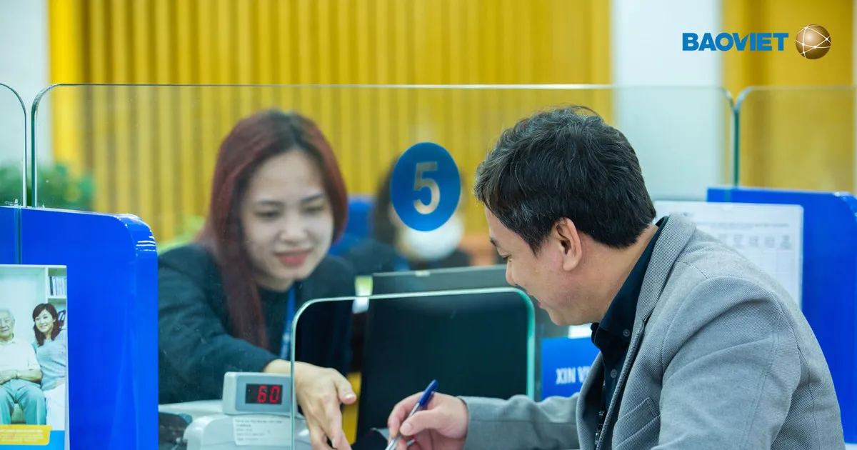 Bảo Việt Nhân thọ trao 5.000 bộ quà tặng dành cho Khách hàng trên toàn quốc