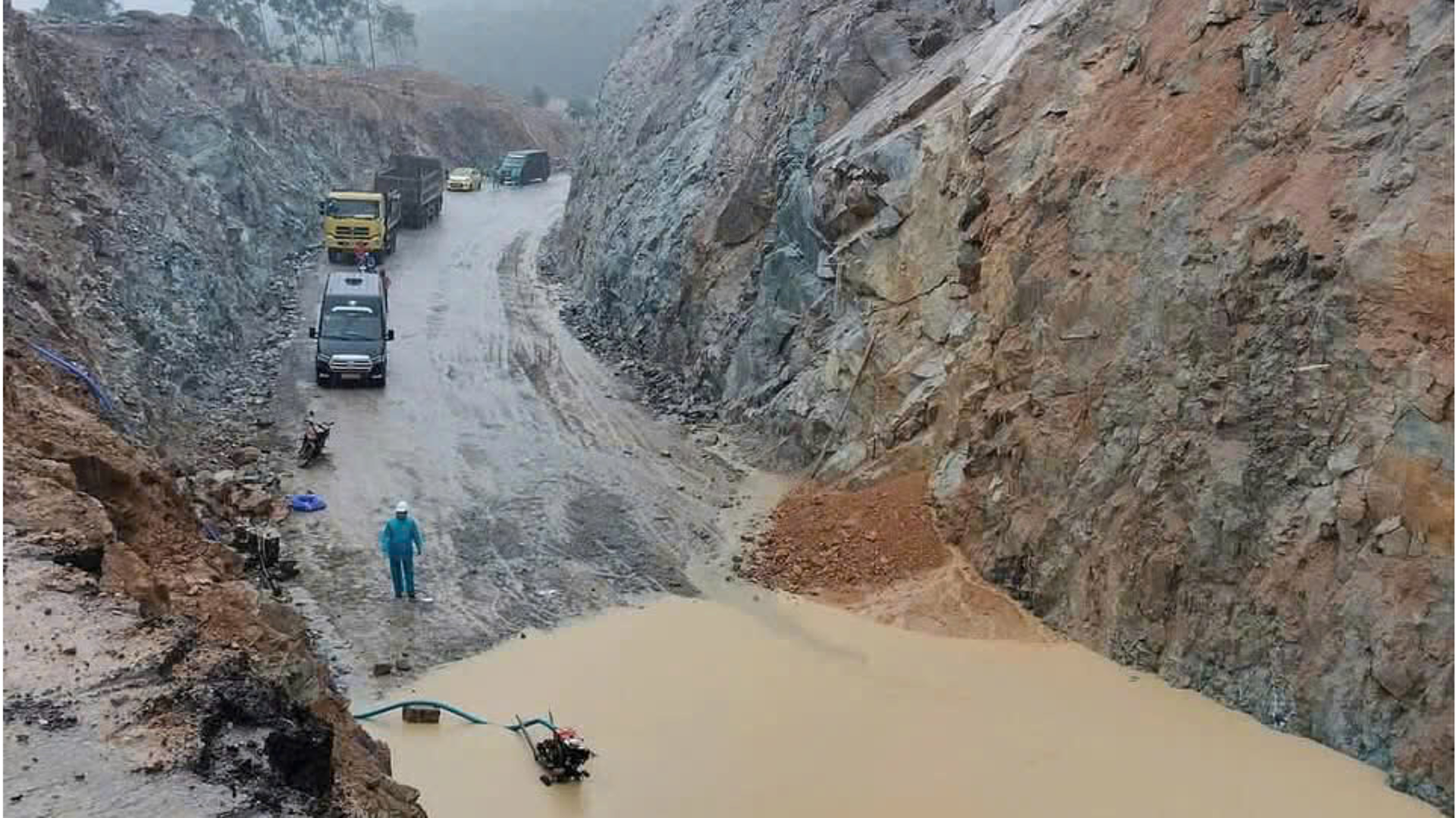 Gia Lai: đèo An Khê sạt lở, ách tắc giao thông nhiều giờ