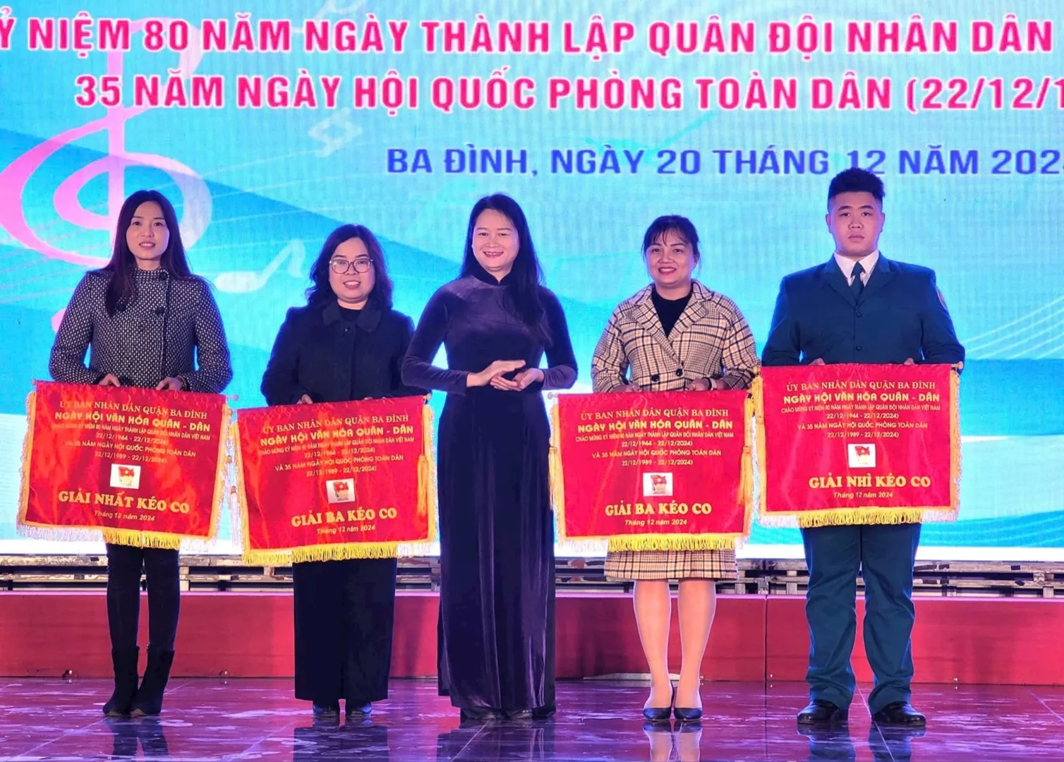 Sôi nổi Ngày hội Văn hóa quân - dân tại quận Ba Đình