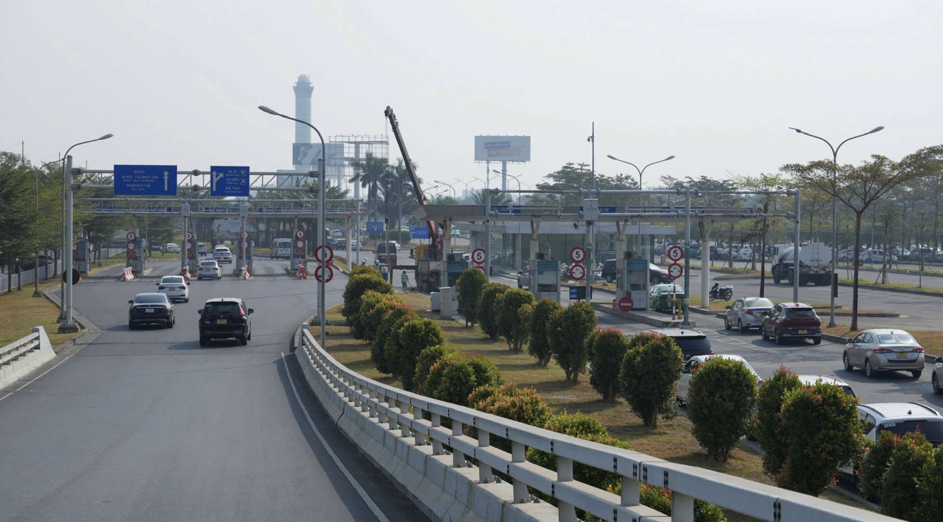 Sẽ nghiên cứu mở rộng thu phí tự động không dừng tại tất cả sân bay