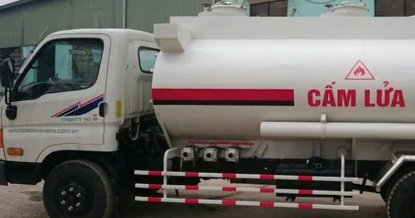 Phương tiện vận chuyển hàng hóa nguy hiểm trên đường bộ phải đạt điều kiện nào?