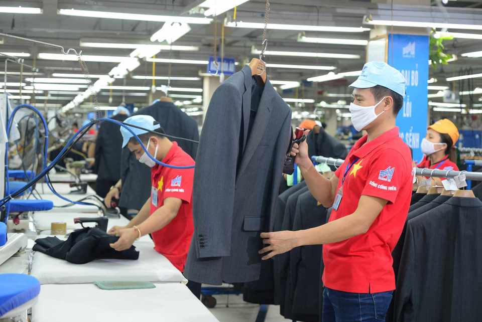 Vietnam's textile industry braces for tougher competition in 2025