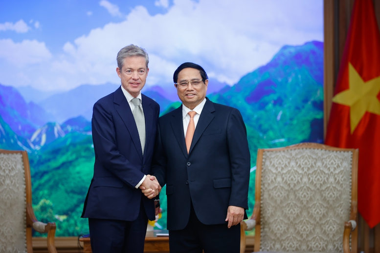 US Berggruen Holdings to help Vietnam set up investment funds