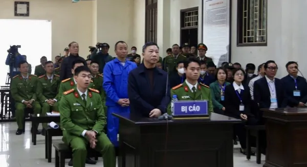 Ông Lưu Bình Nhưỡng bị đề nghị 13-15,5 năm, Lê Thanh Vân 7-9 năm tù