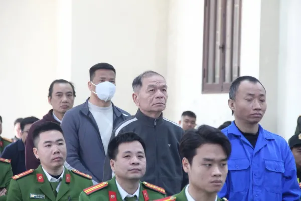 Bị cáo Lưu Bình Nhưỡng nhận 13 năm tù, Lê Thanh Vân 7 năm tù