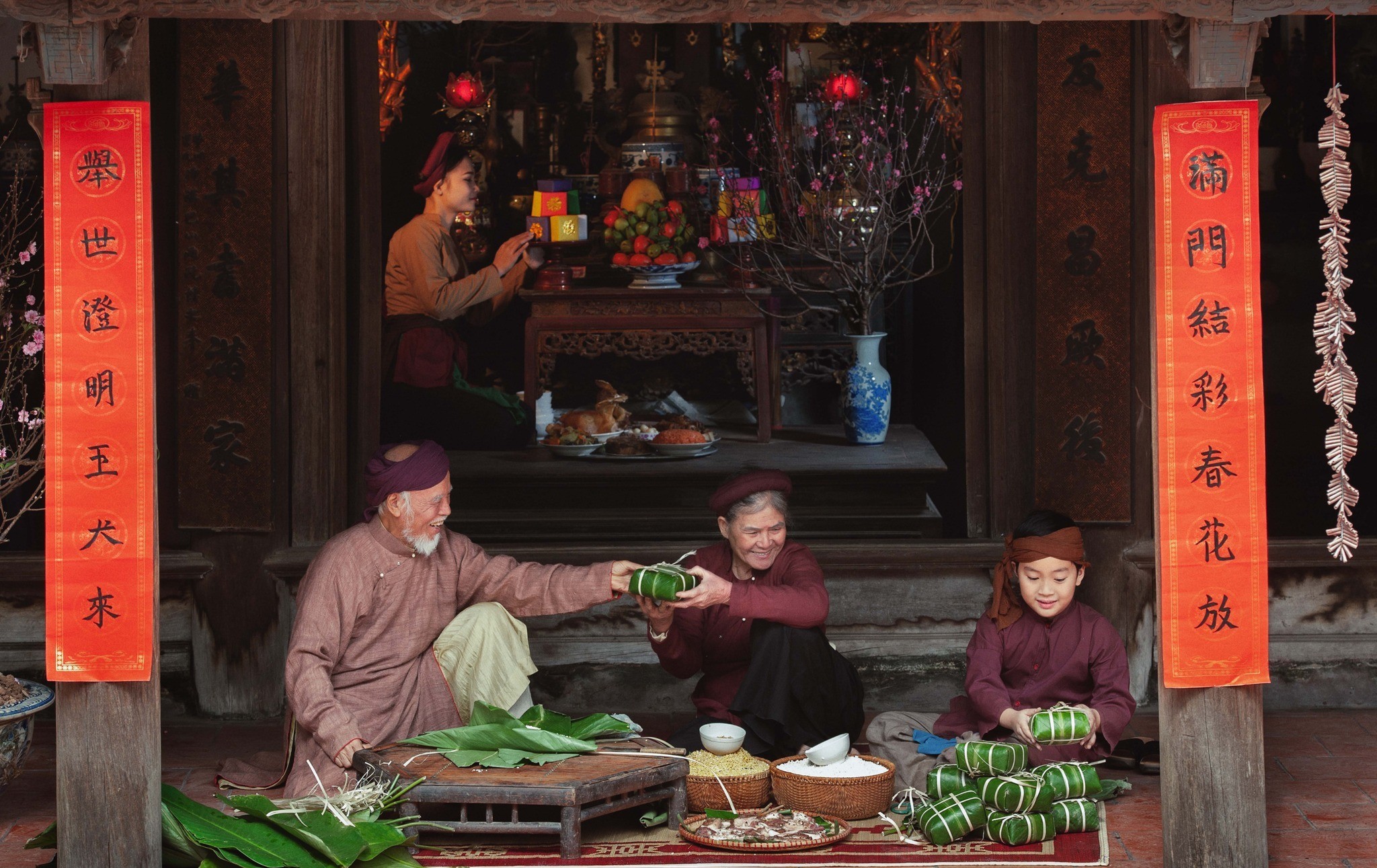 Hanoi revives historic Tet traditions in Duong Lam Ancient Village 