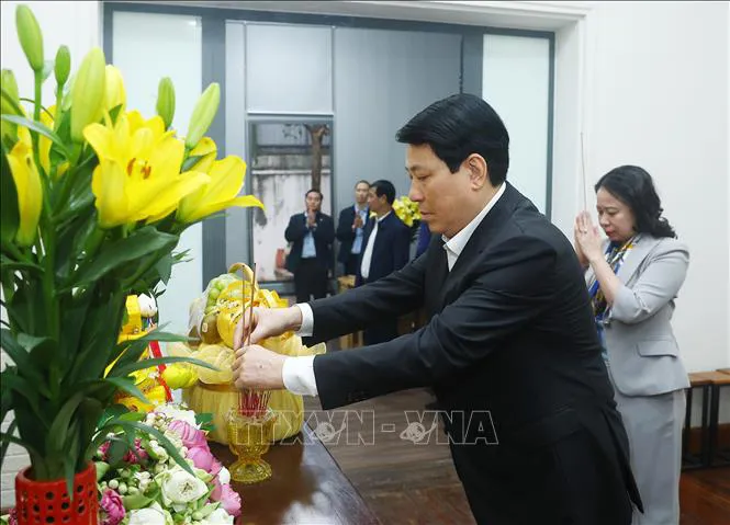 Chủ tịch nước Lương Cường chúc Tết, tri ân nguyên lãnh đạo Đảng, Nhà nước