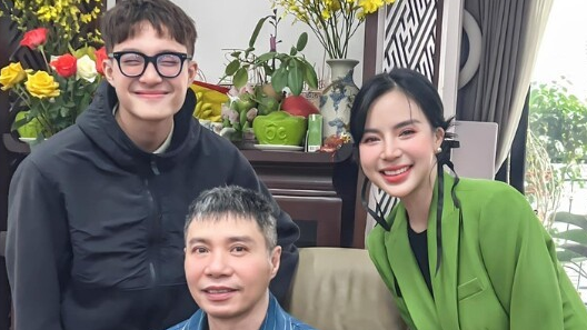 Con trai Công Lý hiếu thảo, thân thiết bên mẹ kế Ngọc Hà