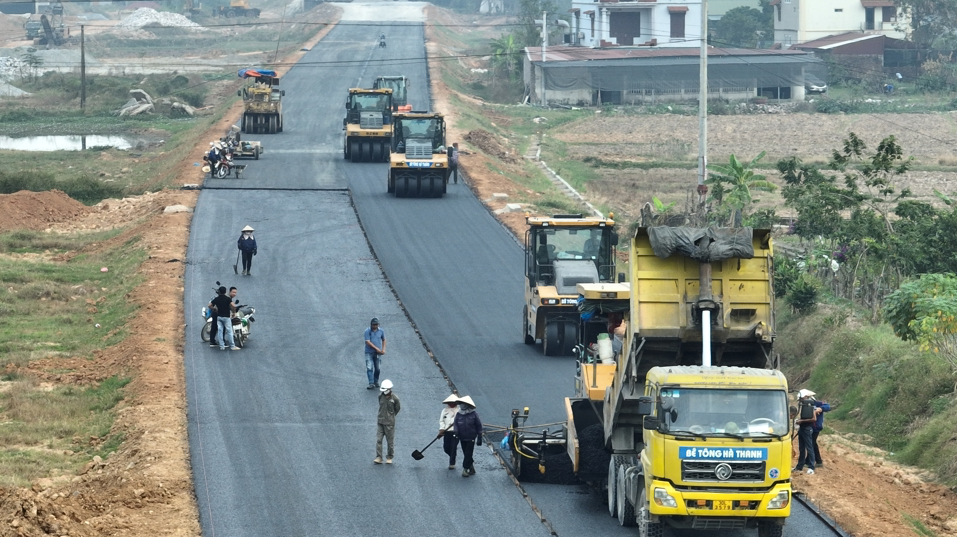 Hà Nội: đôn đốc đẩy mạnh phân bổ, giải ngân vốn đầu tư công năm 2025