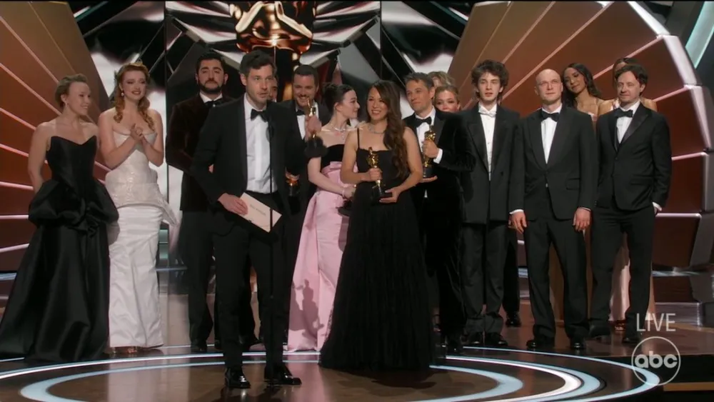 Oscar 2025: phim Anora chiến thắng rực rỡ