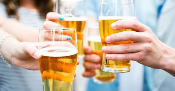 Top 5 loại nước được nhiều người yêu thích nhưng là "kẻ thù" của gan 
