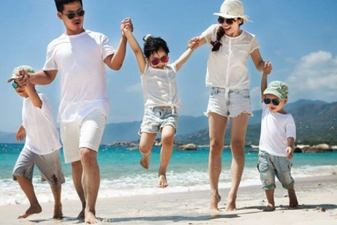 Cha mẹ cần lưu ý gì cho con đi du lịch?
