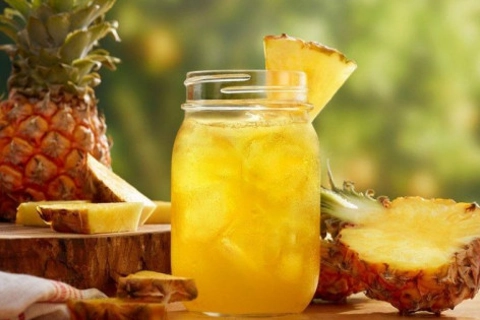 Lí do bạn nên thường xuyên uống nước ép dứa gừng?
