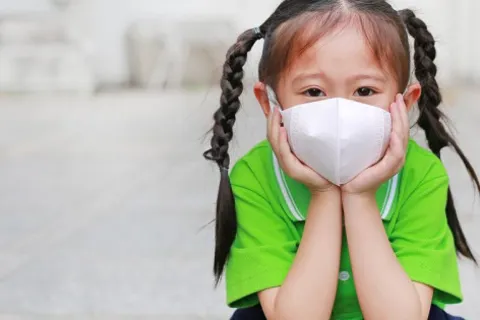 Biện pháp bảo vệ sức khỏe của trẻ trước ô nhiễm không khí