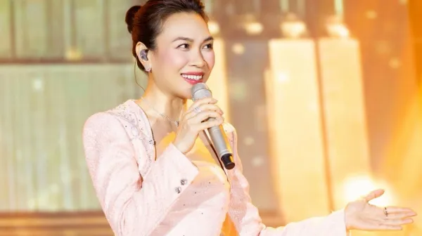 Nhiều nghệ sĩ nổi tiếng tham dự “siêu” Hội chợ Mùa Thu 2025
