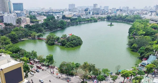 Linh thiêng Hồ Gươm