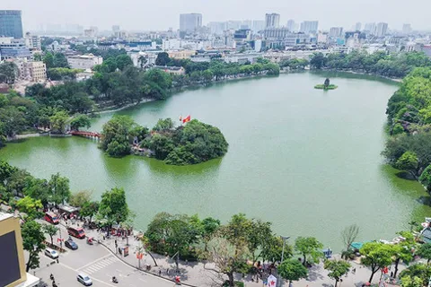 Linh thiêng Hồ Gươm