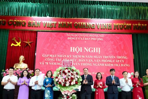 Xã Đan Phượng: Cán bộ làm công tác Đảng cần vững chuyên môn, gần dân, sát cơ sở