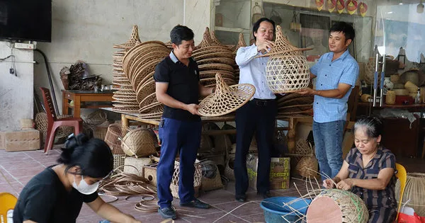 Làng nghề nâng sức sống kinh tế nông thôn ở xã Phú Nghĩa